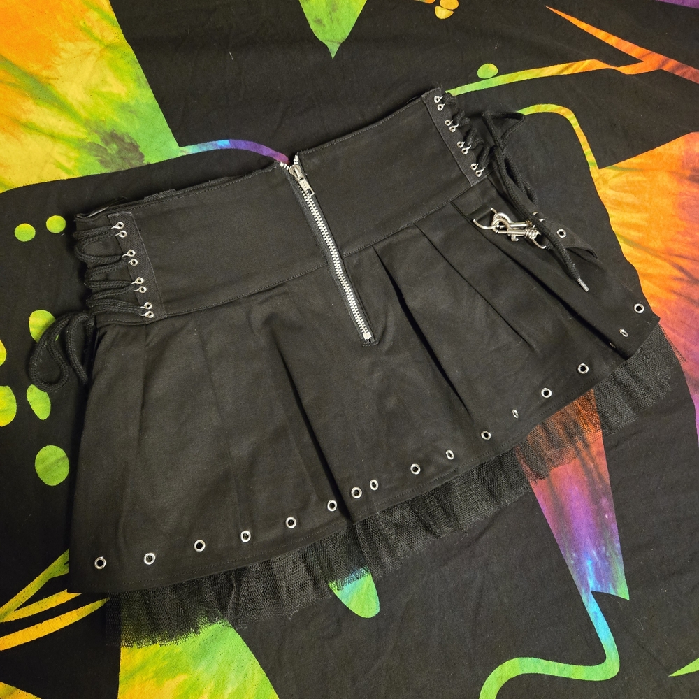 Hell Bunny Skirt - Picture 7 of 11
